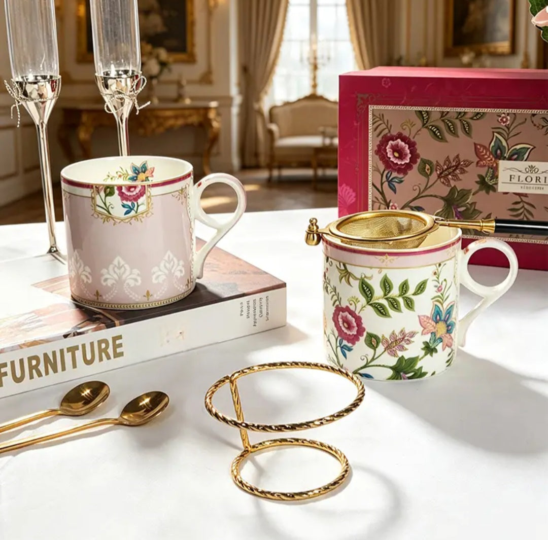 Floris Mug Set