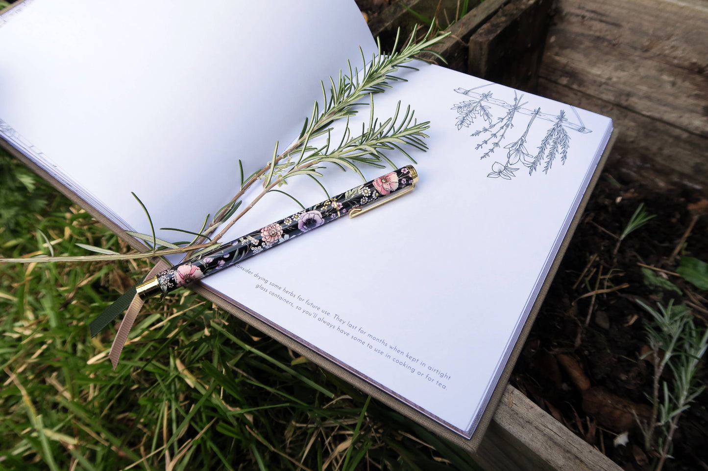 Typoflora Planner Grow - Garden | Olive