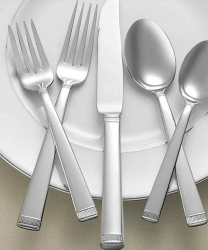 Vera Wang Wedgwood Chime Nouveau 16 Piece Cutlery Set